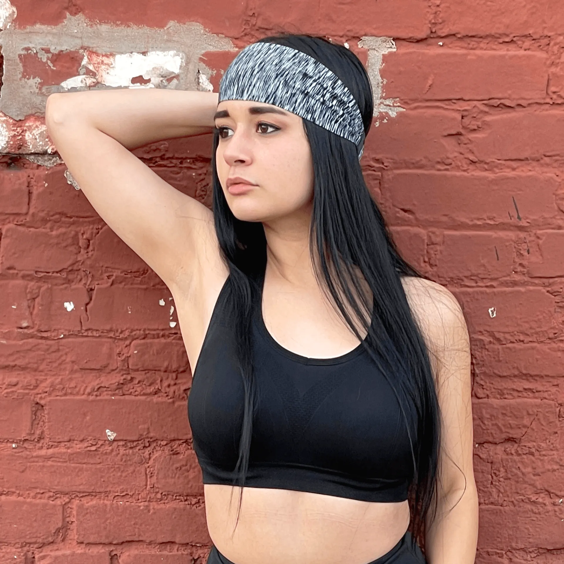 La Vittoria Racerback Athletic Sports Bra - Comfortable, Supportive, and Stylish